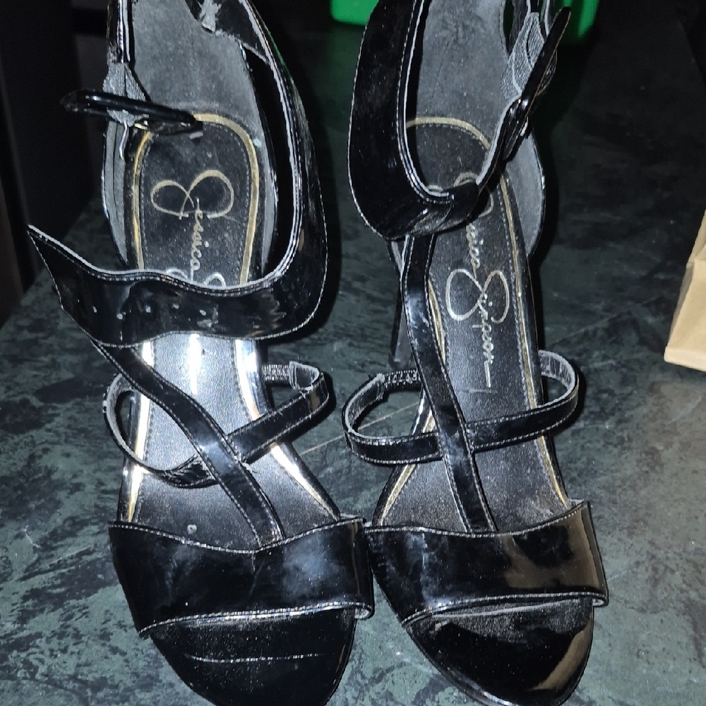 Jessica Simpson Glossy Black Heels
